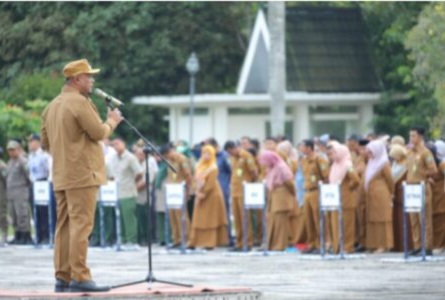 Pimpin Apel Perdana, Wabup Siak Sampaikan Kabar Baik Selesaikan Tunda Bayar