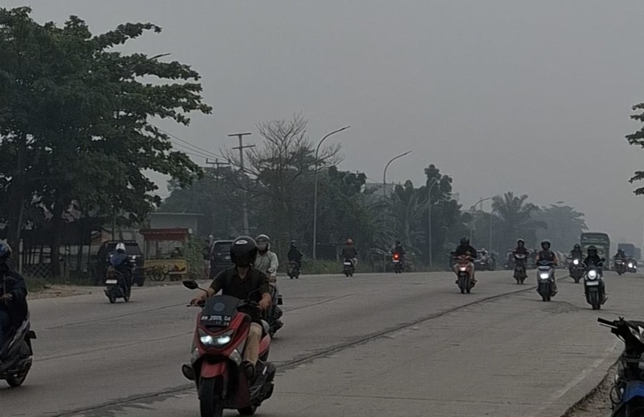 Asap Pekanbaru Makin Parah, PJJ Berpotensi Berlanjut