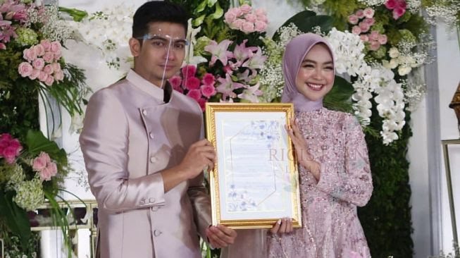 Usai Tunangan, Ricis Ryan Rahasiakan Tanggal Pernikahan