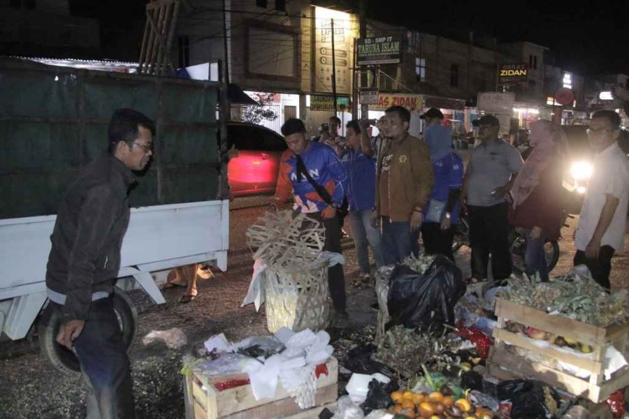 Pemko Pekanbaru Kerahkan Seluruh OPD dan Camat Atasi Tumpukan Sampah
