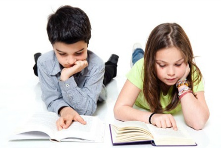 Lima Alasan Orangtua Harus Biasakan Anak Membaca Sejak Dini
