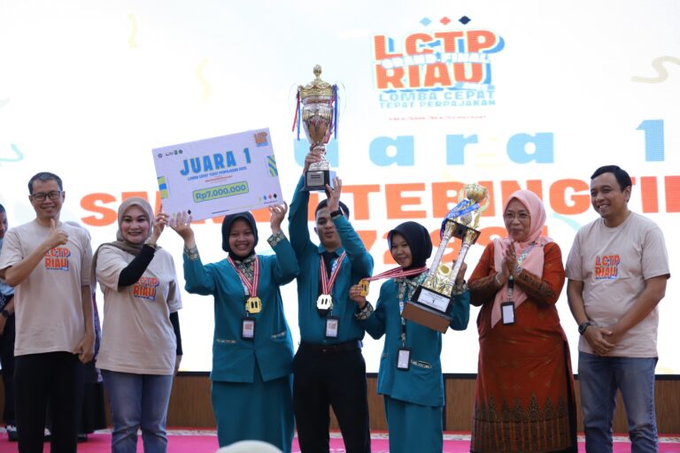 LCTP Riau 2026 Dibuka, Pelajar Berebut Piala Bergilir Gubernur