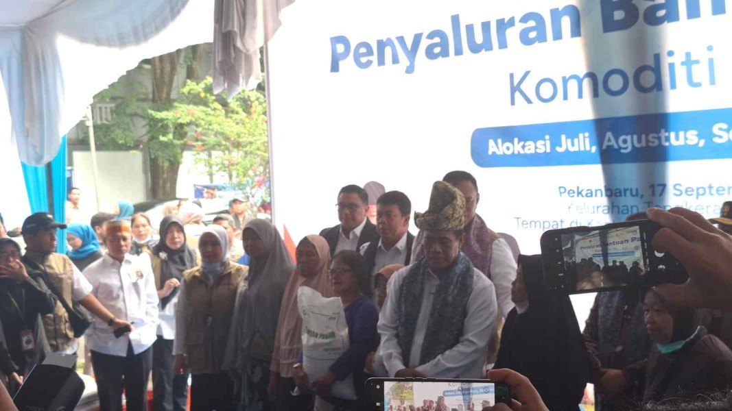Amran: 33,4 Juta Warga Terima Bantuan Beras, Indonesia Tak Lagi Bergantung Impor