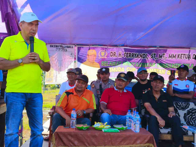 Ketua DPRD Inhil Buka Turnamen Voli Pemuda Cup di Desa Terusan