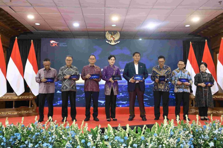 OJK Percepat Pembaruan SLIK, Akses Kredit UMKM dan Program 3 Juta Rumah Makin Mudah