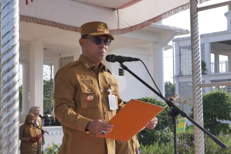 Sekda Rohil Pastikan Gaji ke-13 ASN Segera Cair, Tegaskan Disiplin Pegawai Tak Cukup Hanya Absen