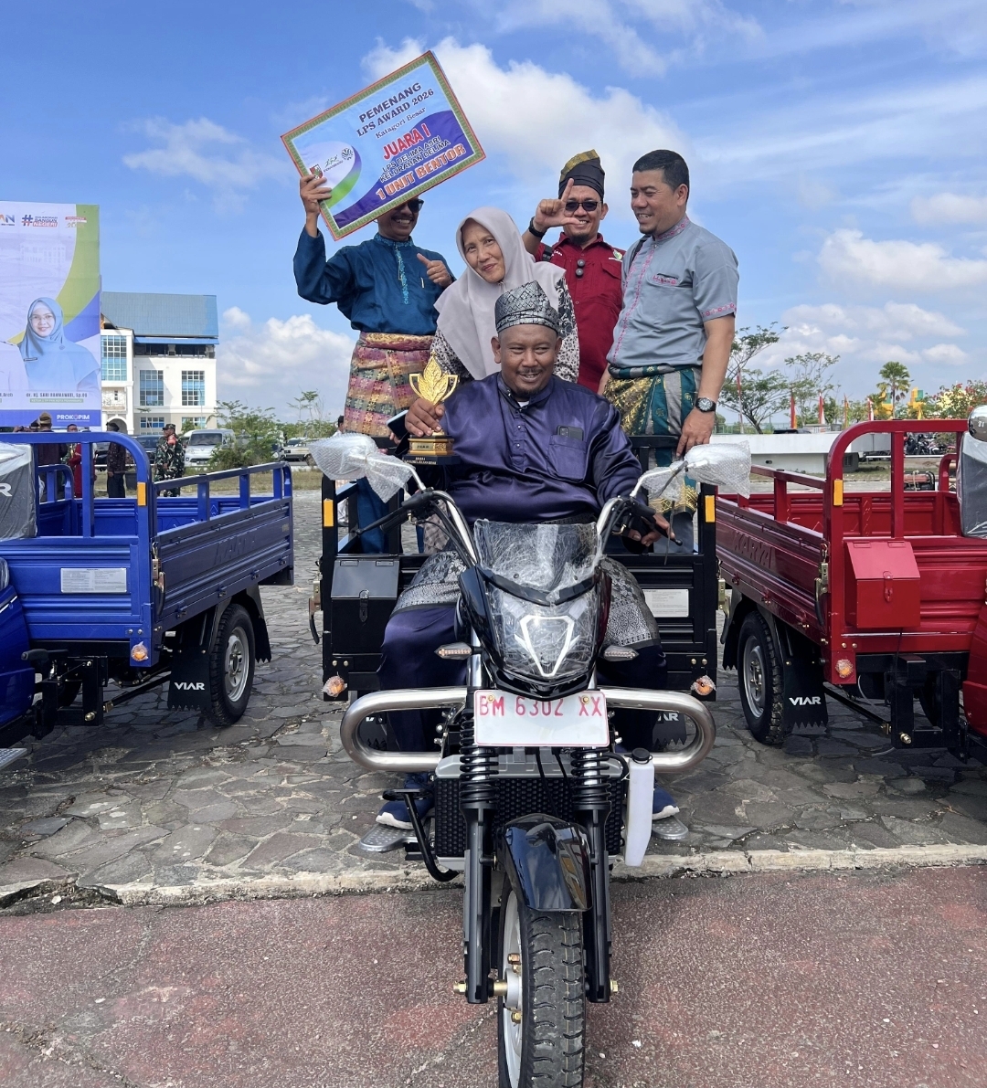 LPS Delima Asri juara 1 LPS Award, bawa pulang 1 becak motor
