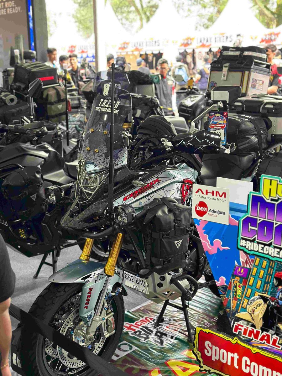 Kuda besi Milan Antoni, Honda CB150X